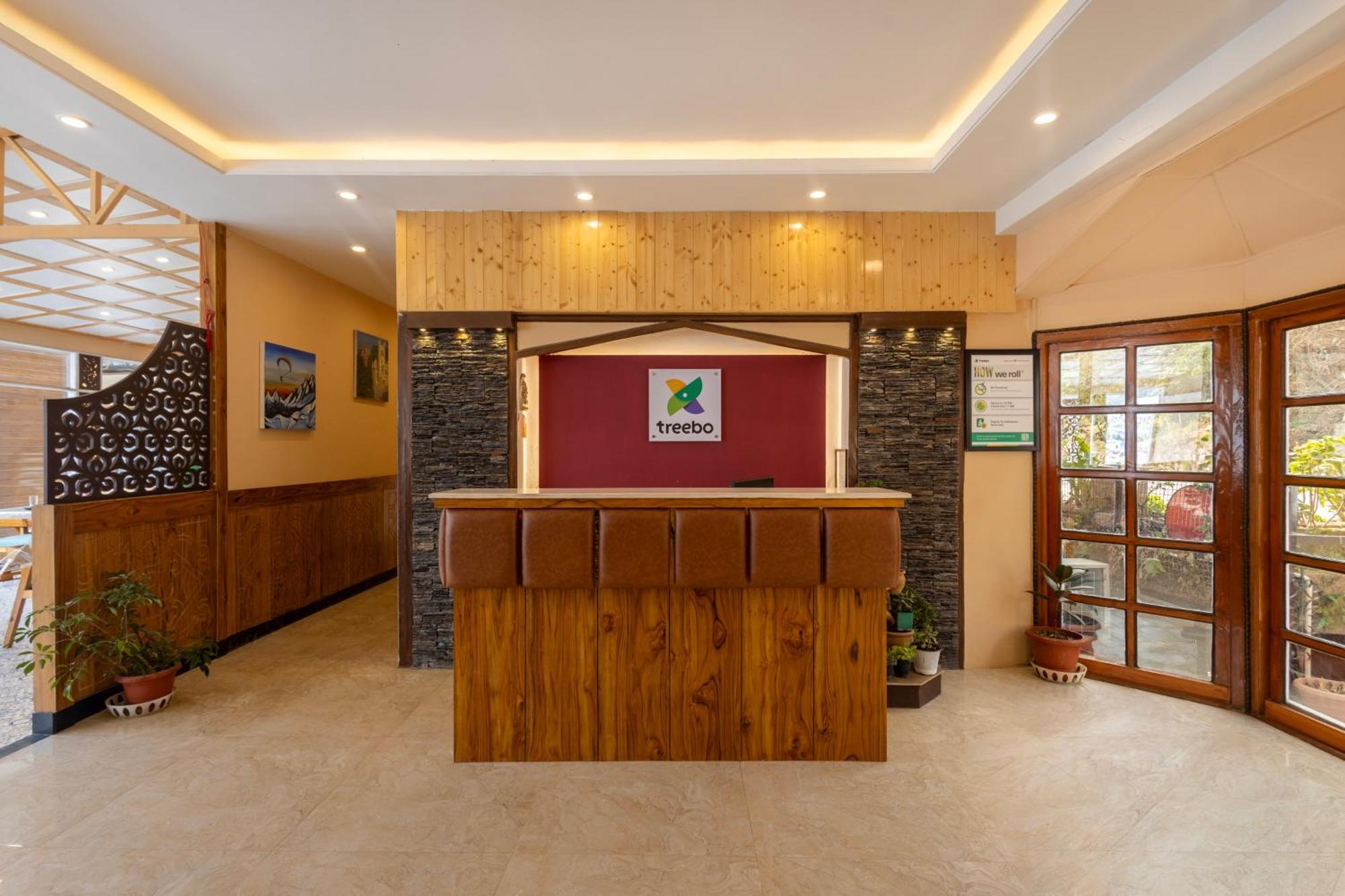 Treebo Lords Garden Glory With Valley View & Centralized Heating Shimla Extérieur photo